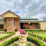 Avoca House - Gorgeous Federation Home