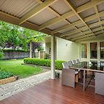 \'Micah House\' A Central Mudgee Art Deco Hideaway