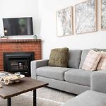 Currawong Bungalow - An Idyllic Group Stay In Town