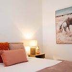 Currawong Bungalow - An Idyllic Group Stay In Town