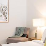Currawong Bungalow - An Idyllic Group Stay In Town