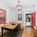Riddell Cottage - A Federation Hideaway In Town