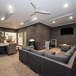 Luxury Meets Modern Along Cudgegong River