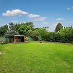 Clematis Cottage - Indoor-Outdoor Mudgee Lifestyle