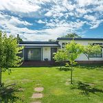 Clematis Cottage - Indoor-Outdoor Mudgee Lifestyle