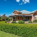 Luxury At Lauralla - An Elegant Victorian Escape