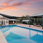 \'Wilpine\' Poolside Country Luxury Near Town