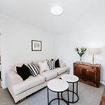 \'The Gladstone\' An Expansive Outdoor Oasis In Town