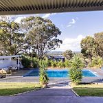 The Albens - Countryside Chic Amongst The Hills