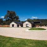Rosella Suite - An Accessible Couples\' Retreat