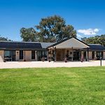 Mudgee House - Grand Serenity For Gather & Play