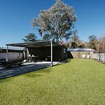 Mygoura Cottage - Charming Country Living In Town