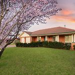 Casa Bliss - Serene Country Escape Near Town Centre