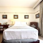 Cobb & Co Court Boutique Hotel