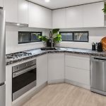 Claret On Douro - Luxe Loft