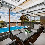 Ironbark Oasis - Serene Poolside Haven By Mudgee Cbd