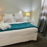 Kenso Cottage Residence, Kenso Cottage 28 & Kenso Cottage 30