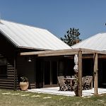 Airdrie - Storybook Country Cottage Charm