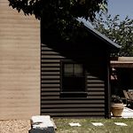 Airdrie - Storybook Country Cottage Charm