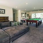 Mudgee Country Grandeur At This Elegant Group Getaway