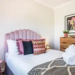 Holiday home Cavalo - Explore Wine Country From Art-filled Family *