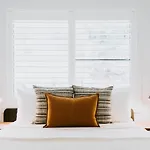 \'Omaroo\' Homestead Escape Amongst Rolling Hills