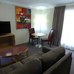Winning Post Motor Inn