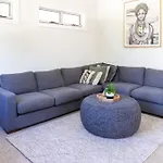 The Cottage On Market