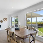 Beautiful 3 Bedroom Mudgee Getaway