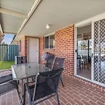 Quiet Mudgee Retreat Featuring A Private Courtyard And Bbq