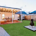 \'The Gladstone\' An Expansive Outdoor Oasis In Town