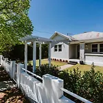 Two Daughters Cottage - Refined Country Living