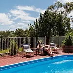 Macquarie Manor - Experience Grand Country Living Mudgee
