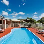 Macquarie Manor - Experience Grand Country Living Mudgee