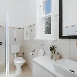'haylock' Luxe Country Charm In Mudgee's Centre * Mudgee