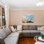 Macquarie Manor - Experience Grand Country Living Mudgee