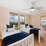Macquarie Manor - Experience Grand Country Living *