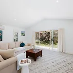 Seven Tree Hill - An Enchanting Family Homestead Holiday home *