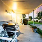 Wine Lovers Den Charming Cottage Retreat