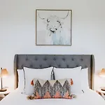 Burrundulla - Tranquil Country Allure Holiday home