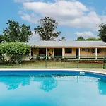 Holiday home Burrundulla - Tranquil Country Allure