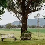 Burrundulla - Tranquil Country Allure * Mudgee
