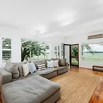 Holiday home Burrundulla - Tranquil Country Allure