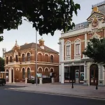La Loft - Modern Living In Mudgee Town Center