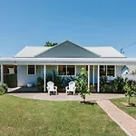 Fairway Cottage - Mudgee Moments Made Together