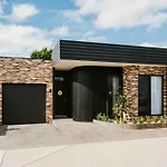 Kirsten Accommodation Mudgee