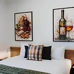 Eucalyptus Suite - A Mudgee Nature Oasis