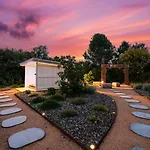 Moonlight At Mudgee - Chic Soirees & Private Cinema