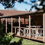 Cudgegong House - A Lush Backyard Sanctuary