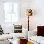 Holiday home Mygoura - Charming Country Living In Town